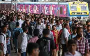 India galak keluarga besar meskipun penduduk 1.4 bilion