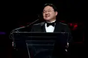 Jho Low masih dalam siasatan walaupun laporan minta pengampunan Trump