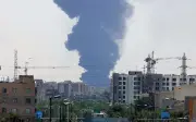 Kebakaran kompleks komersial di Iran, 8 maut, puluhan cedera