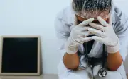 Kemajuan kerjaya bukan pengkhianatan terhadap sistem kesihatan awam