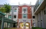Kerajaan British Hancurkan Impian Pelajar Antarabangsa Malaysia?