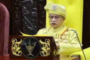 Kerajaan Negeri Sembilan boleh terus berfungsi tetapi ada halangan jika Undang tidak bekerjasama