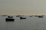 Laluan Hormuz Kembali Normal Selepas Rekod Terendah; Iran Formal Cukai Lintas