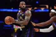 LeBron James di persimpangan: Bersara, kekal atau sertai pasukan baru?