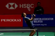 Letshanaa kecoh, tumbangkan pemain nombor sembilan dunia Miyazaki