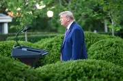 Mahkamah Rayuan AS gantung sementara larangan tarif global Trump
