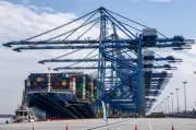 Malaysia dan China Meterai Perjanjian Baru Pelabuhan Tingkatkan Rantaian Bekalan