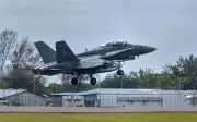 Masalah Enjin Punca Pesawat Tempur F/A-18D Hornet Mendarat Cemas