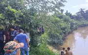 Operasi mencari budak lelaki dihanyutkan arus Sungai Selisik diteruskan