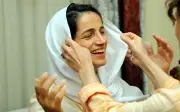 Peguam hak asasi Iran, Nasrin Sotoudeh dibebaskan dengan jaminan