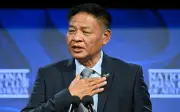 Pemimpin kerajaan Tibet dalam buangan angkat sumpah
