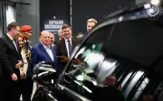 Pengeluar kereta Rusia Aurus hadiahkan limosin mewah kepada Agong