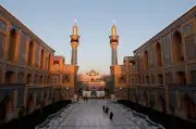 Perang kosongkan kota suci Iraq, jumlah jemaah merudum, perniagaan merana
