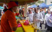 PM arah agensi turun padang perluas akses pinjaman peniaga kecil
