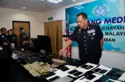 Polis Bongkar Dua Sindiket Scam Antarabangsa, Rampas Uniform 'Delhi Police' Palsu