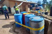 Polis Marin Malaysia rampas daging beku dan diesel RM2.95 juta di Bintulu, Julau