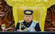 Raja beri perhatian berterusan terhadap kebajikan pekerja