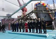 Ratu Malaysia lancar kapal perang baharu dinamakan sempena putera baginda