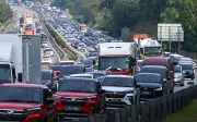 Rebutan Tuntutan LLM Tentang Manfaat Ekonomi Lebuhraya
