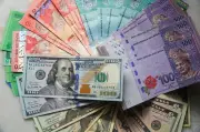 Ringgit akhiri dagangan bercampur, susut berbanding dolar AS