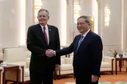 Senator AS gesa kestabilan, kerjasama dengan China sebelum pertemuan Trump-Xi