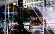 S&P 500 dan Nasdaq Catat Rekod Baru Didorong Saham Cip AI Melonjak