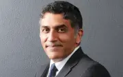 Standard Chartered lantik Mushahid Syed sebagai CEO interim