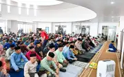 Tengku Hassanal titah umat Islam perkukuh perpaduan, tingkatkan amal kebajikan semasa Zulhijah