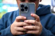 TikTok dan YouTube gagal lindungi kanak-kanak dalam talian, kata Ofcom