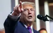 Trump tangguh serangan Iran atas permintaan pemimpin Teluk