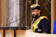 Tunku Mahkota Ismail terima Anugerah Ikon Kepimpinan Sukan