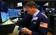 Wall Street naik 1% didorong saham cip sebelum keputusan Nvidia