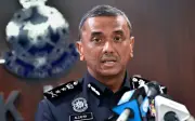 Wanita asing maut jatuh dari tingkat 13 apartmen di Nilai