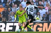 West Ham hampir tersingkir, Man United atasi Forest