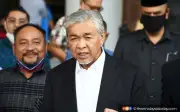 Zahid Hamidi mohon bebas: Mahkamah tangguh keputusan ke 8 Jun
