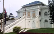 Zahid harap sambut 80 tahun Umno di Istana Besar Johor pada 11 Mei