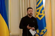 Zelenskiy: Rusia Mungkin Serang Ukraine atau NATO dari Belarus