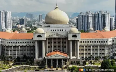 23 jam Rolex dan 15 barang kemas adik ipar bekas PTD diisytihar harta kerajaan