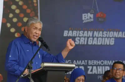 Ahmad Zahid: Johor mesti kekal kubu kuat BN, tolak kritikan calon kitar semula Puad
