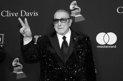 Clive Davis, ikon muzik di sebalik Whitney Houston dan Bob Dylan, meninggal dunia pada usia 94 tahun