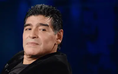 Doktor Maradona Tidak Sepatutnya Benarkan Rawatan di Rumah, Mahkamah Dengar