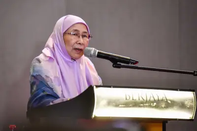 Dr Wan Azizah galak wanita guna Talian Kasih, HEAL untuk bantuan emosi