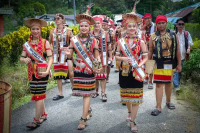 Komuniti Bidayuh Serian kekalkan tradisi Perarakan Gawai Dayak sejak 56 tahun