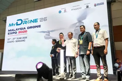 Malaysia rebut pasaran dron: Anwar janji peraturan kukuh, penyelidikan dan kerjasama industri