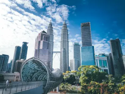 Mengapa ESG Lupa Masyarakat dan Cara Mengembalikan Keseimbangan