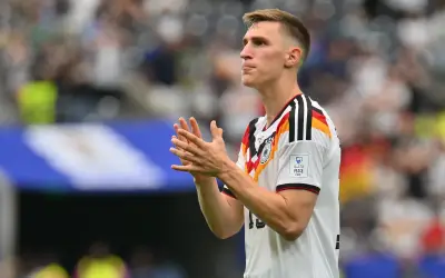 Pemain Jerman Schlotterbeck terlepas Piala Dunia akibat kecederaan buku lali