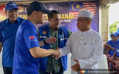 Pemimpin PAS Hadir Kempen BN di Batu Pahat, Onn Hafiz Terharu