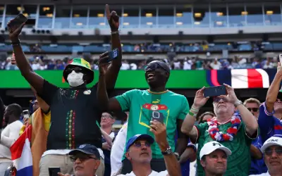Peminat Senegal di AS ganti penyokong yang terkandas di rumah