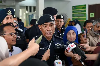 Polis KL ditempatkan di 122 sekolah menengah periksa lesen memandu