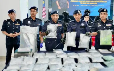 Polis serbu makmal pil ecstasy, MDMA di kilang terbiar